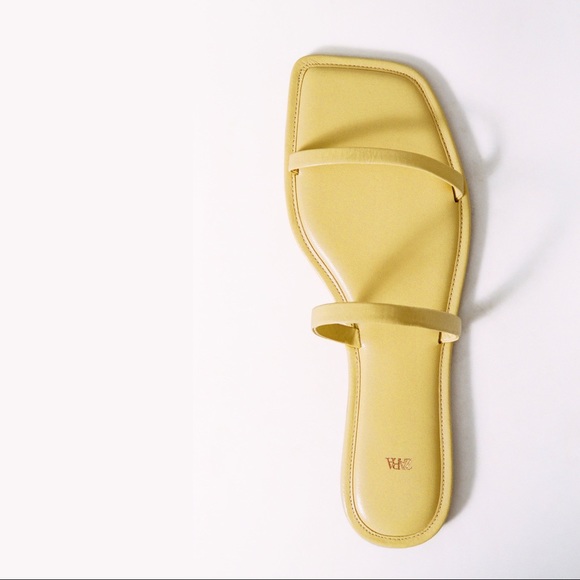 Zara Shoes - NWT ZARA SQUARE TOE LEATHER SLIDE SANDALS